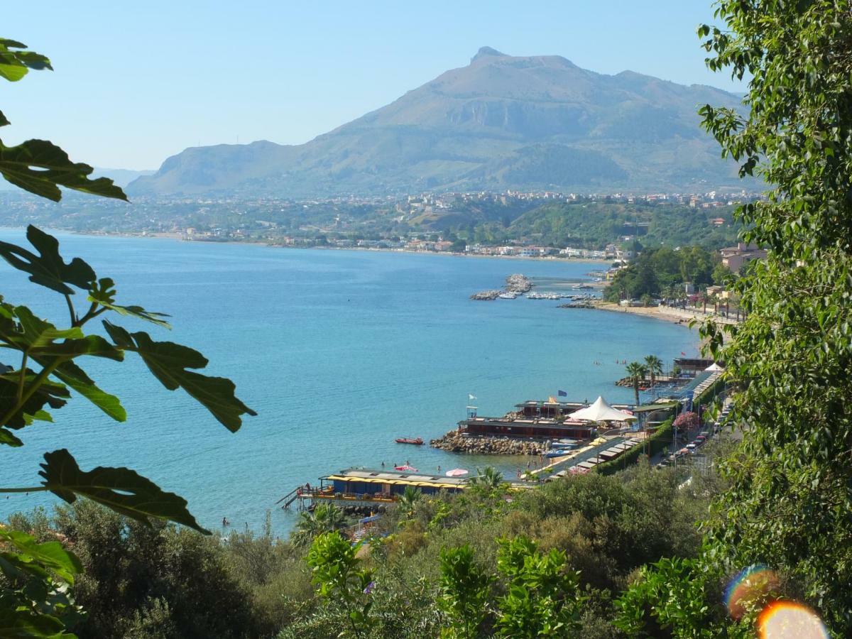 Vila Tenuta Sperlinga - Il Campanile Santa Flavia Exteriér fotografie